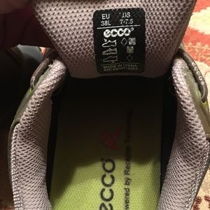 Ecco Hiking Shoes Women’s